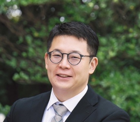 代表 先間英直